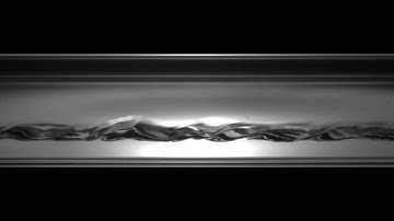 Horizontal Two-Phase R-123 Pseudo-Slug Flow: V005L055.mpg