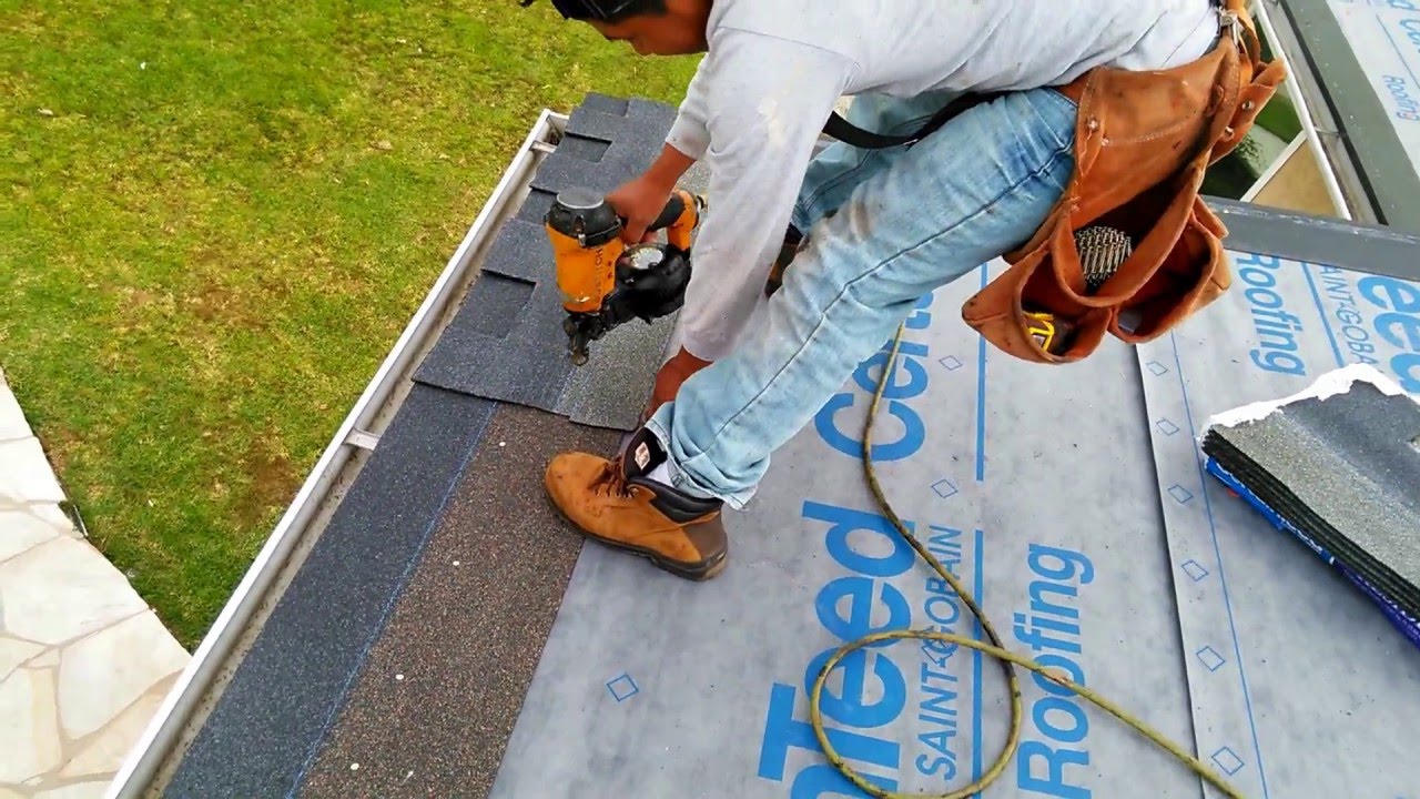 How To Become A Roofer (A Step By Step Guide)
