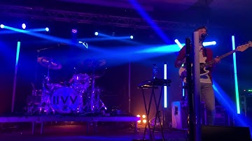 All Tvvins - Build A Bridge [Live at National Stadium Dublin, 13.04.19]