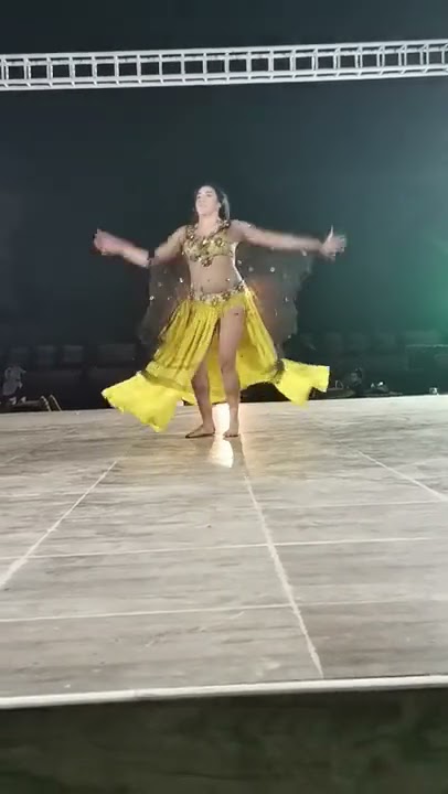 dubi Pakistan mujra