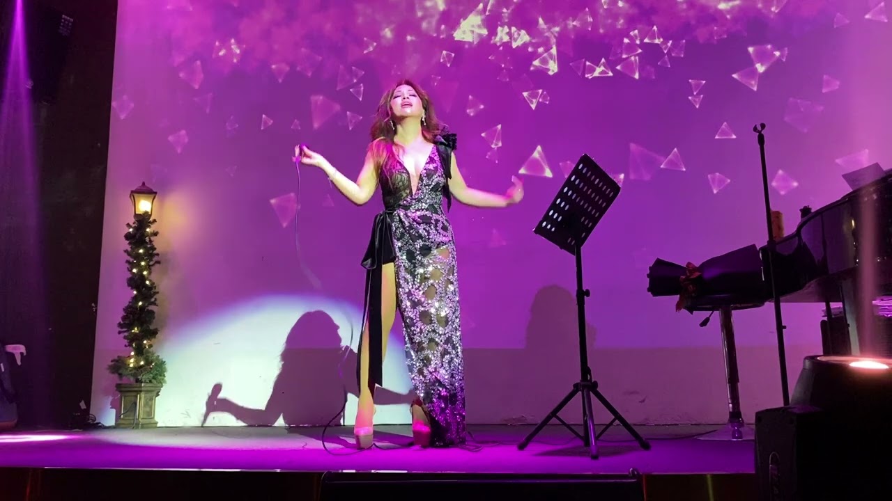 Yêu một người sống bên một người - Minh Tuyết live in Đồng Dao