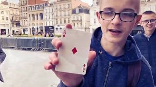 SPLIT-CARD by Mickael Chatelain