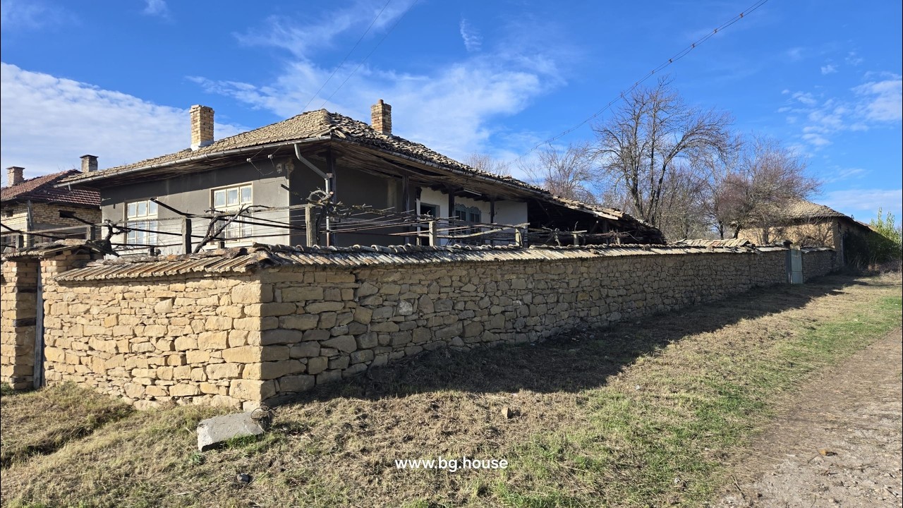 Дом в болгарском стиле на продажу в селе Славяново | 30 000 евро / 27 000 фунтов стерлингов | Вид...