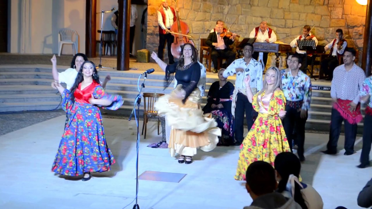 Kameny osudu - romský muzikál v podání profesionálního divadla Romarhan z Košic