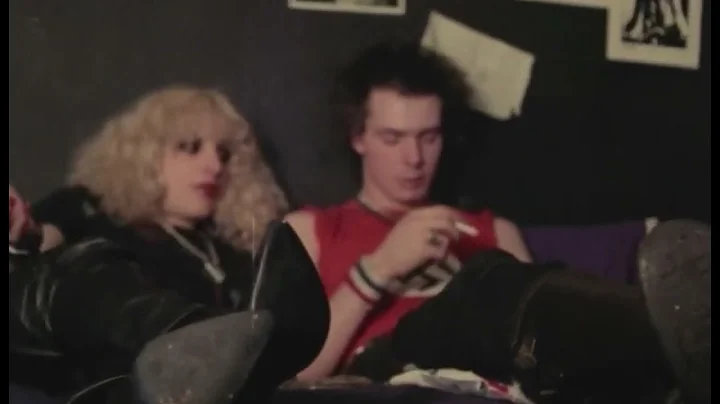 (FULL) Sid and Nancy Bedroom Interview, High Quality (1978)