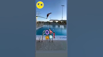 DIVING GONE WRONG #Diving #Dive #Random #Randomness #Diver #Divers #Water #WaterSport