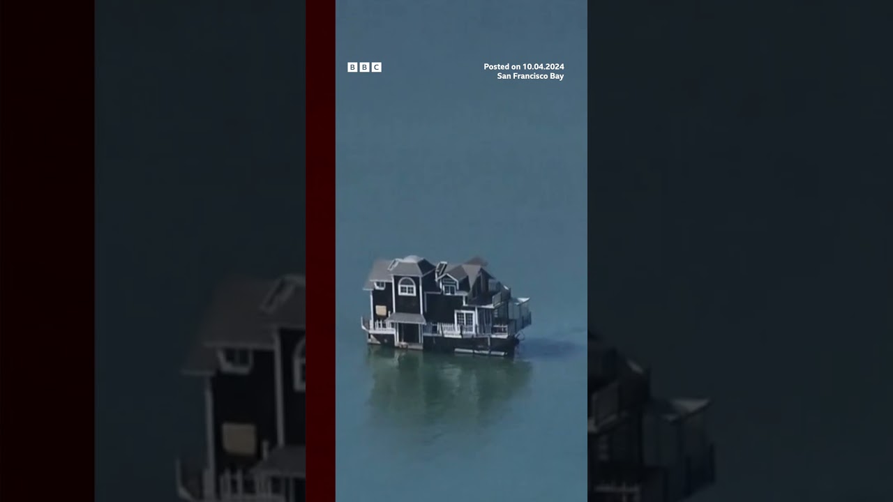 A two-storey houseboat was towed through San Francisco bay. #SanFrancisco #Shorts #BBCNews