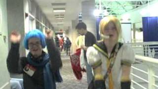 YuleCon 2010 Len And Kaito Friendly Mushroom