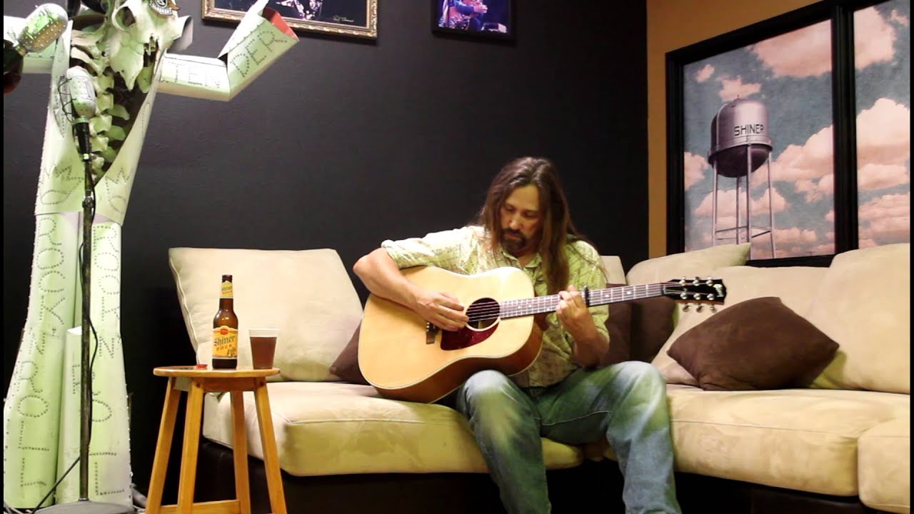 Mira Gibson Austin Backroom Bootleg Sessions - Mark Allan Atwood - Ghost en YouTube Mira Gibson Austin Backroom Bootleg Sessions - Mark Allan Atwood - Ghost en YouTube