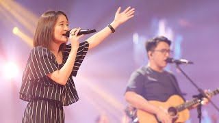 Video-Miniaturansicht von „CityWorship: Never Walk Alone / Draw Me Away // Laelle Loong Liyee @City Harvest Church“