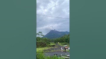 TEMPAT NONGKRONG JOGJA-KOPI MERAPI #shorts #viralshorts #holiday