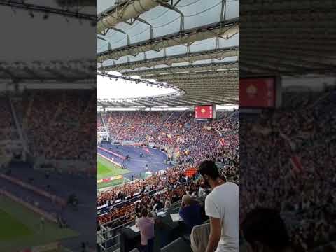 Roma Roma, l'hymne de l'AS Roma a cappella par les tifosi du stadio Olimpico