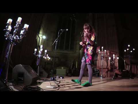 Zoe Bestel at the Ukulele Festival of Scotland 2019 - YouTube