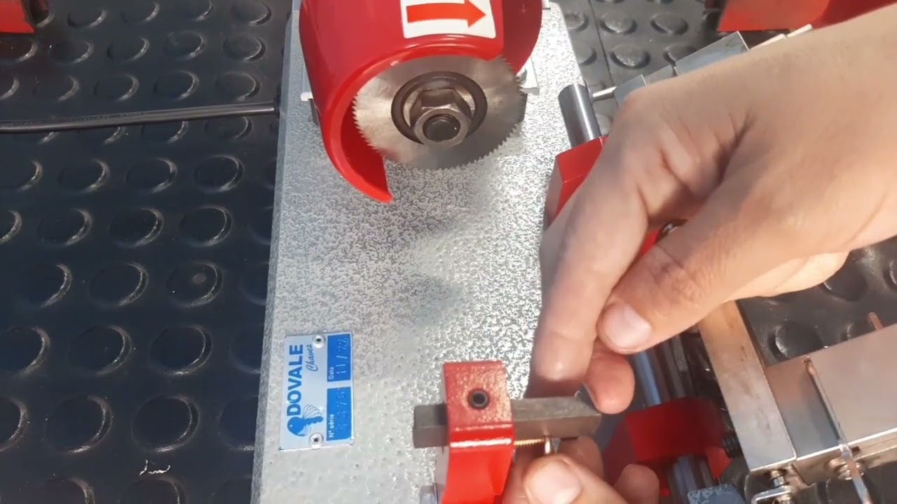 Como alinhar a copiadora de chaves ou máquina de cópia de chave?