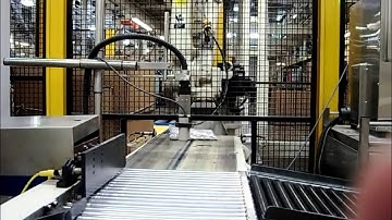 Robotic pick and place on a packaging line