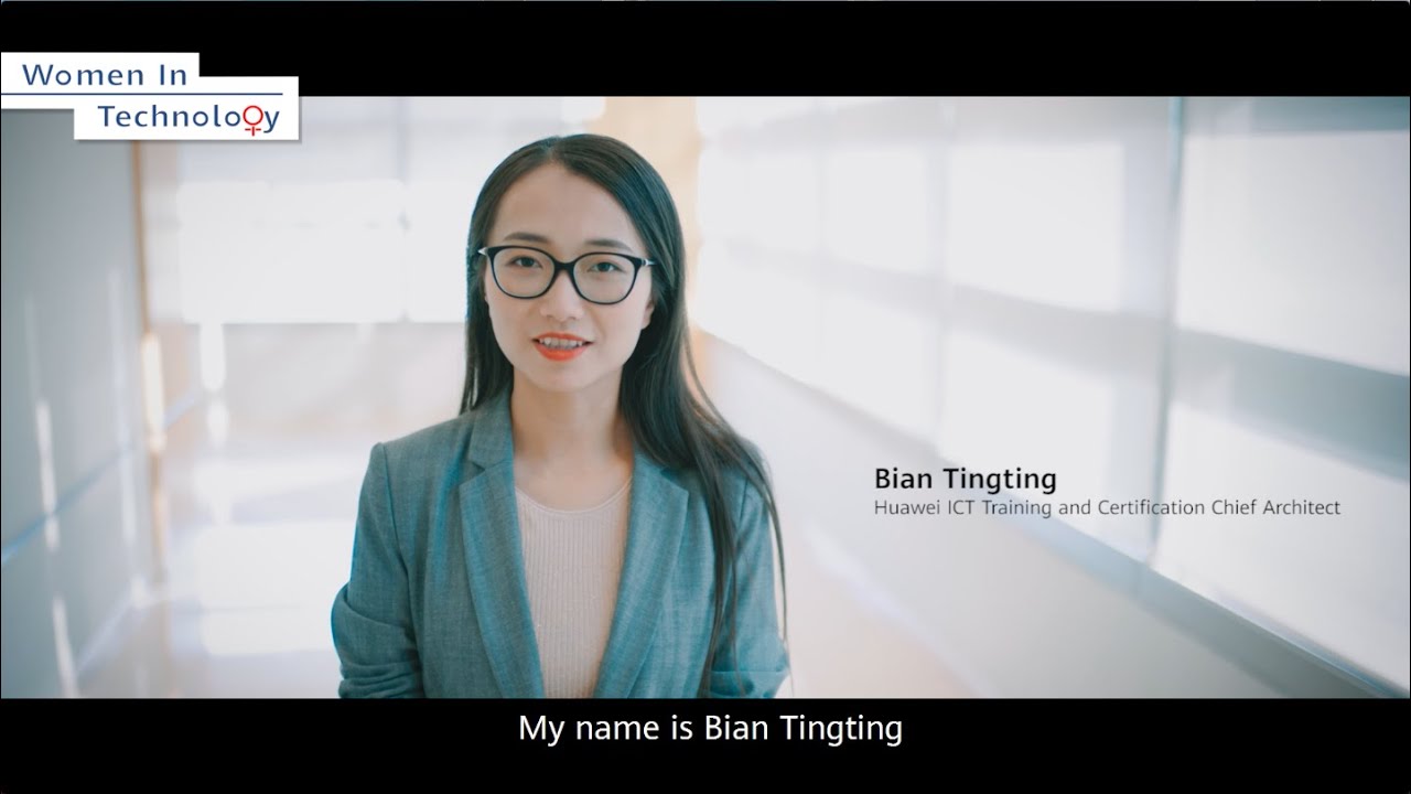 Empowering Women in the Digital Era - YouTube