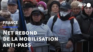 Anti-pass: très net rebond de la mobilisation à Paris | AFP