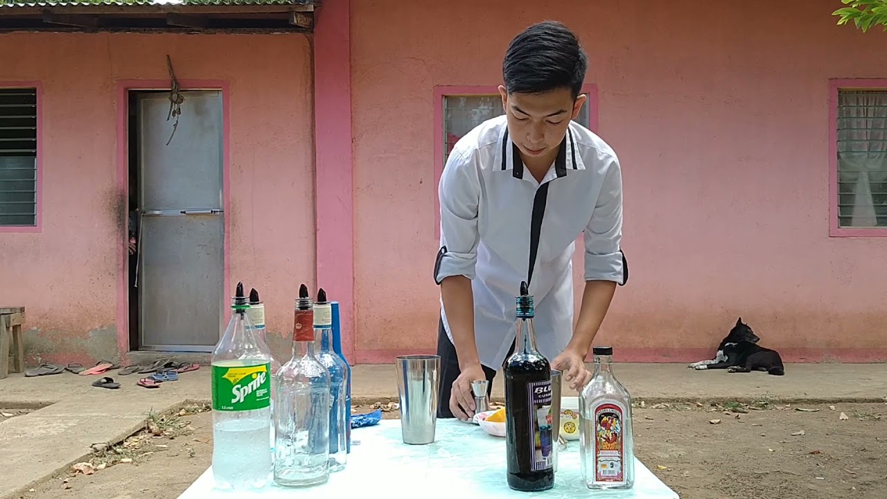 Cocktail Mixing And Flairtending Cocktail name: Blue Ocean 🌊🍹