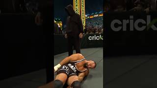ELIMINATED IMMEDIATELY 😱 A masked man just cost Bron Breakker the the Men’s #RoyalRumble Match