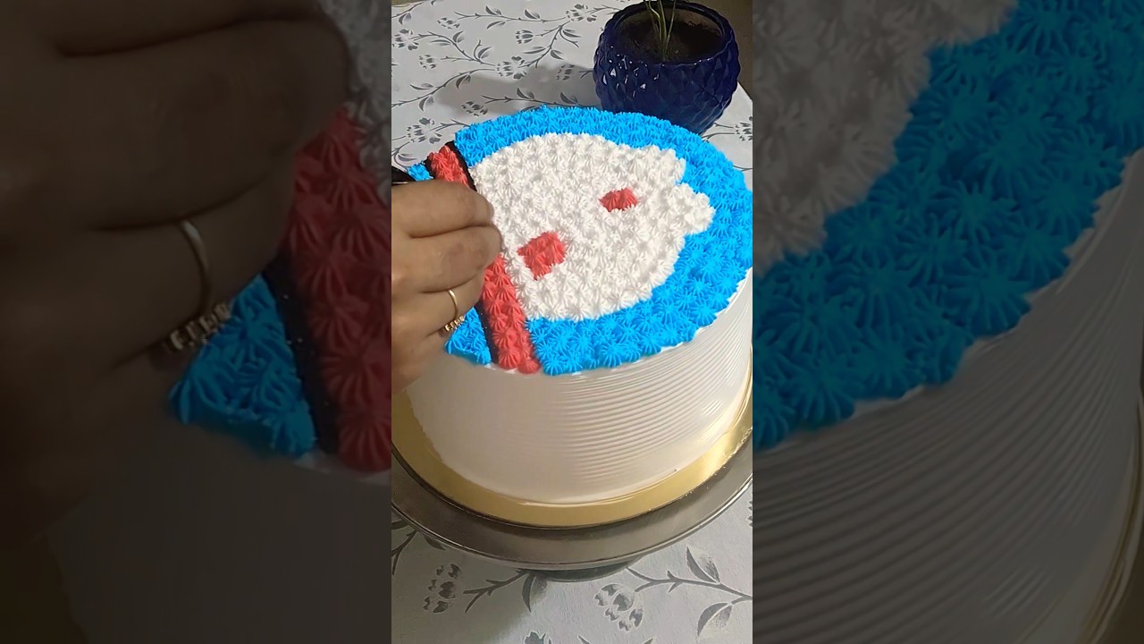 Doraemon cake design 