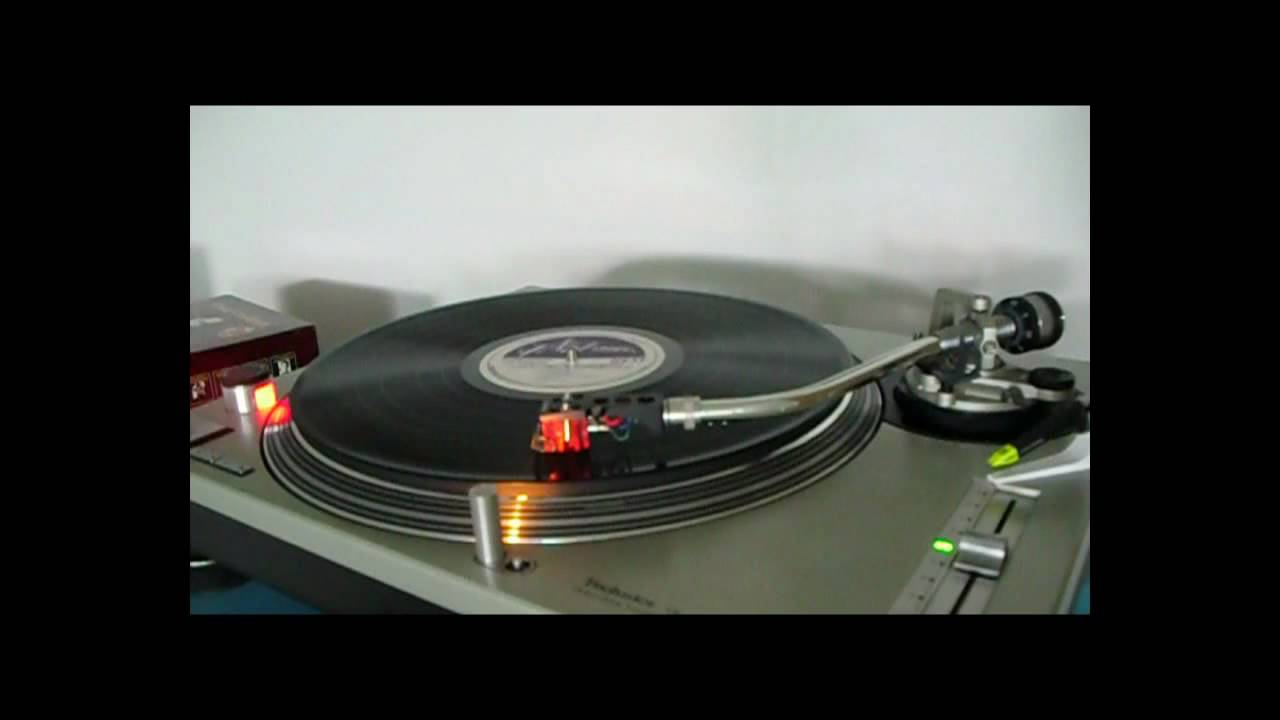 Watch Dick Wellstood - Squeeze Me on YouTube Watch Dick Wellstood - Squeeze Me on YouTube