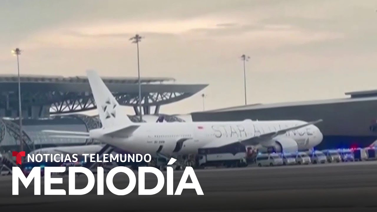 ⁣Tras horas de vuelo llegaron minutos de terror al vuelo de Singapore Airlines | Noticias Telemundo