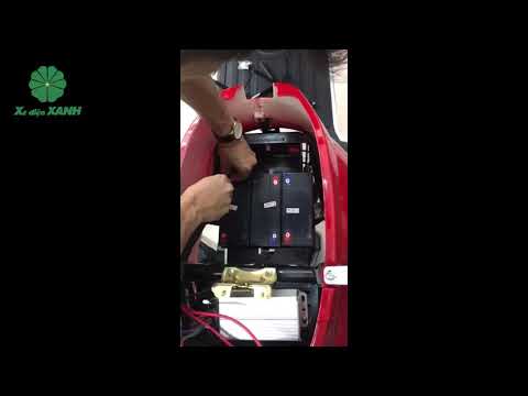 Video Hướng dẫn lắp ắc quy xe máy điện vespa | xe điện XANH - youtube