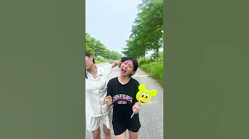 She Took Candy From A Poor Kid Then WHAT WILL Happen Bibonbon Gaming 