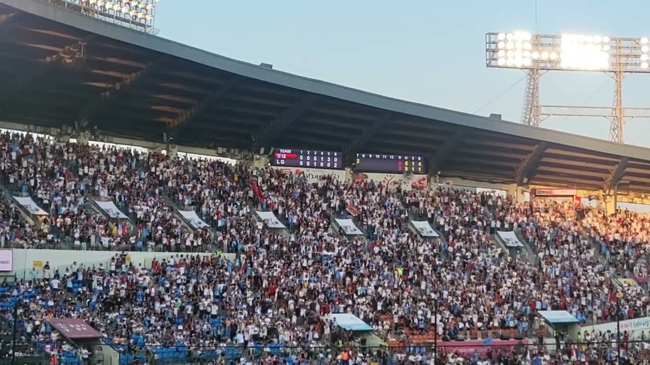 7회초 득점후 롯데 응원이 뭔지 제대로 보여주는 영광의 순간 미친 떼창 ㄷㄷ(6/16)엘롯라시코