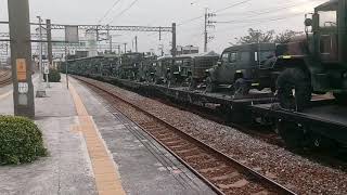 554次經由海線/北迴線開往花蓮的E209電頭+兩節行包專車+八節莒光號車廂新式自動門莒光號，跟7802次R157柴電頭長編混編軍列