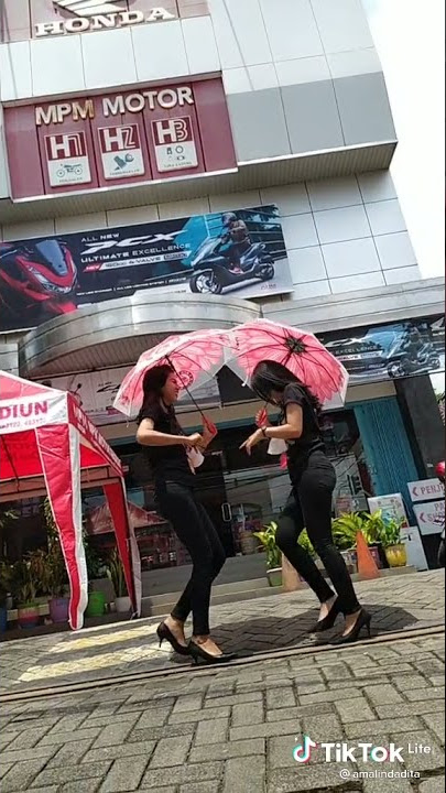 Tiktok SPG Dealer Honda Lagi Goyang