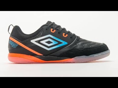 Umbro Argentina presenta sus nuevos botines de Futsal - Marca en Zona - El  Mejor Contenido de Marketing Deportivo