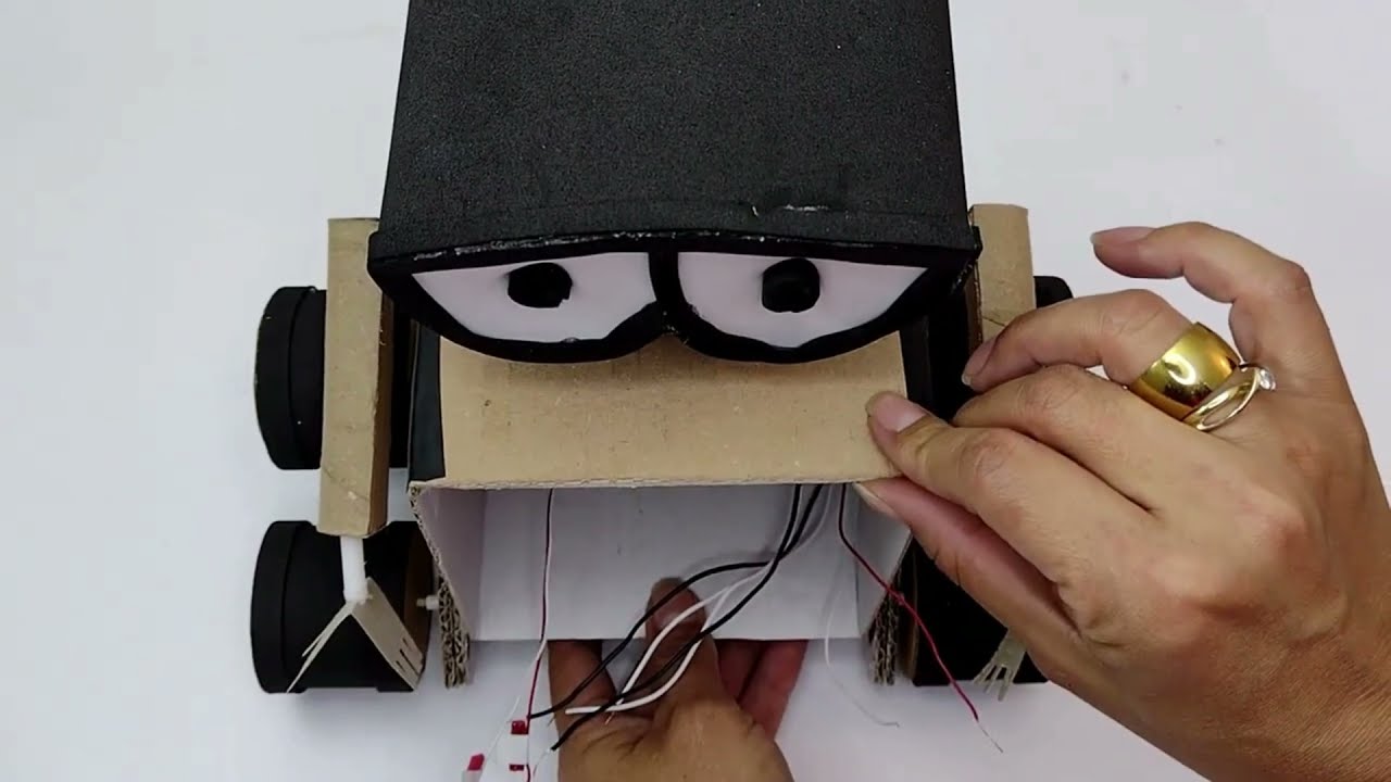 ✓ Robot Seguidor de luz hecho con transistores y fotorresistencia - YouTube