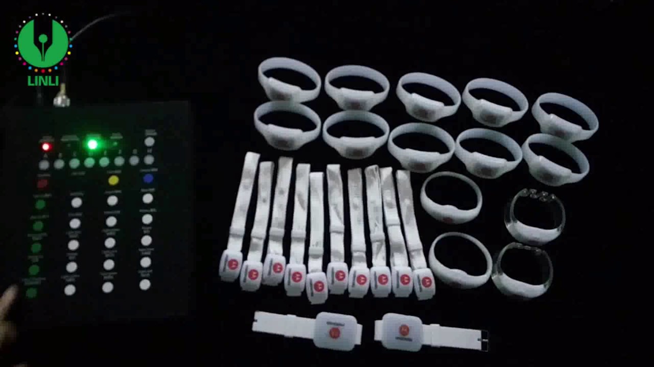 Radio/Remote/Wireless Controlled LED Wristbands/Bracelets Used At Music Festival And Outdoor Event
