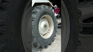 15.9.28 BKT 7.50.16 SATGURU TYRE CHARKHI DADRI 9992007474