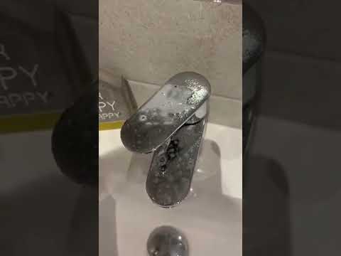 معرفی یک تمیز کننده خیلی عالی و پرکاربرد برای شیرهای حمام و دستشویی 