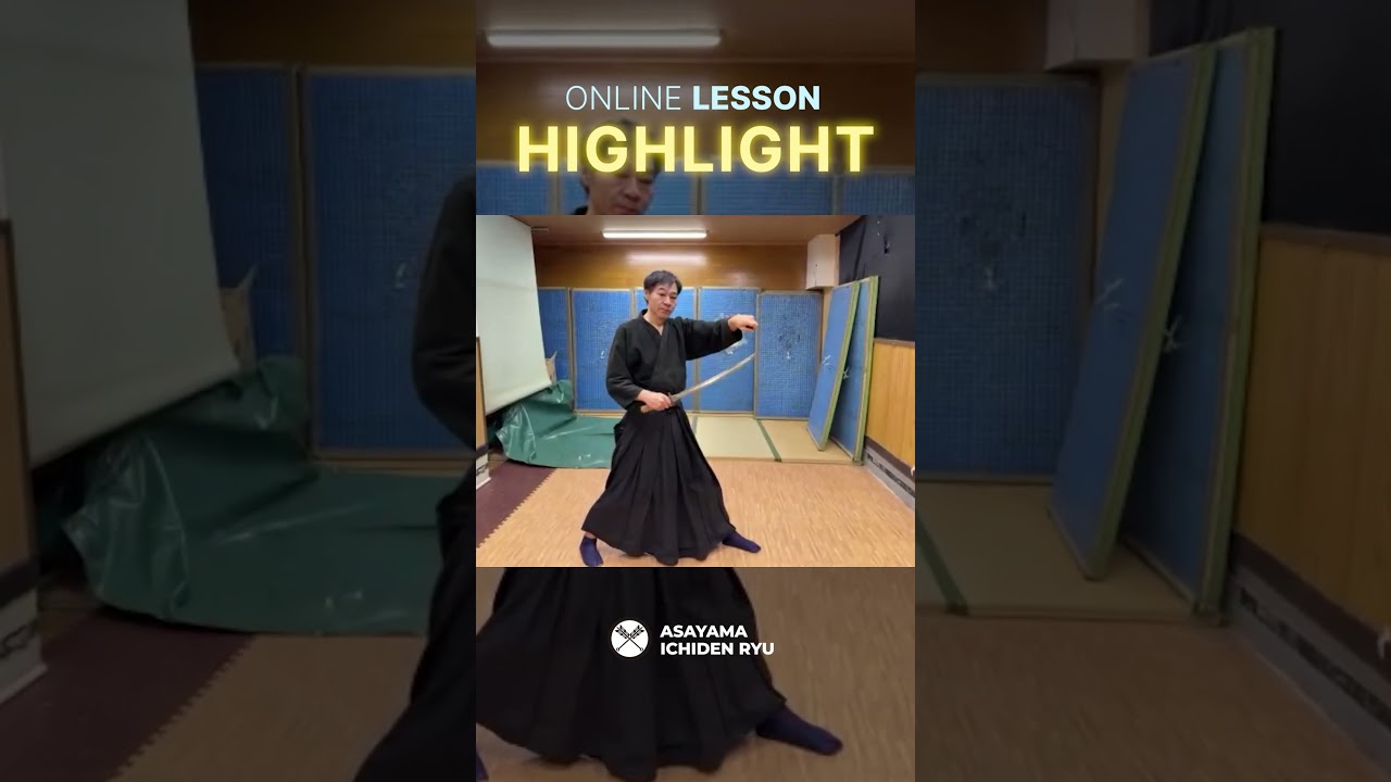 Hide the Blade with Your Sleeve #wakizashi #onlinelessons