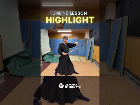 Hide the Blade with Your Sleeve #wakizashi #onlinelessons