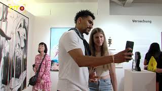 RTF.1-Nachrichten: Basketballweltmeister besucht Ausstellung seiner Mutter (24.06.2026)
