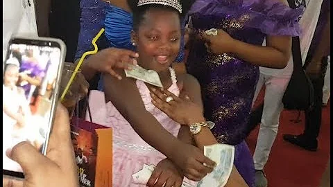 Kemi Afolabi 7 yr old Daughter Dance shaku shaku As Kwam 1 sings for her At Her Mum's 40th Birthday