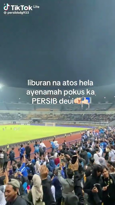 tong lalaliburan wae BISI katinggaleun isukan Persib maen 💙💙
