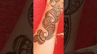 Discover the new style of mehndi design @9T9Arts #bollywood #music #song #love #mehndidesigns #new