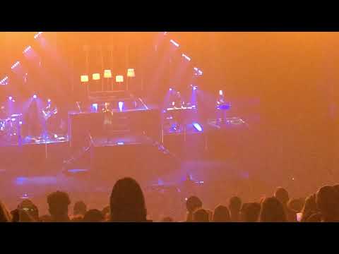 better now - troye sivan live post malone cover (october 6, 2018)