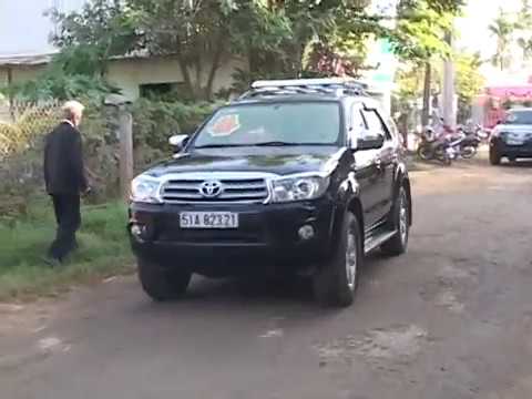 Ao cuoi nghia van Sve Le - YouTube