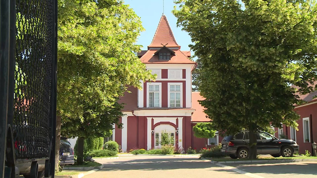 NEISTRAŽENO: Raskošni vojvođanski dvorci porodice Dunđerski