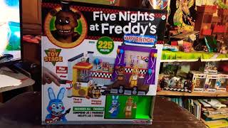 Toy review Five Nights at Freddy's toy stage