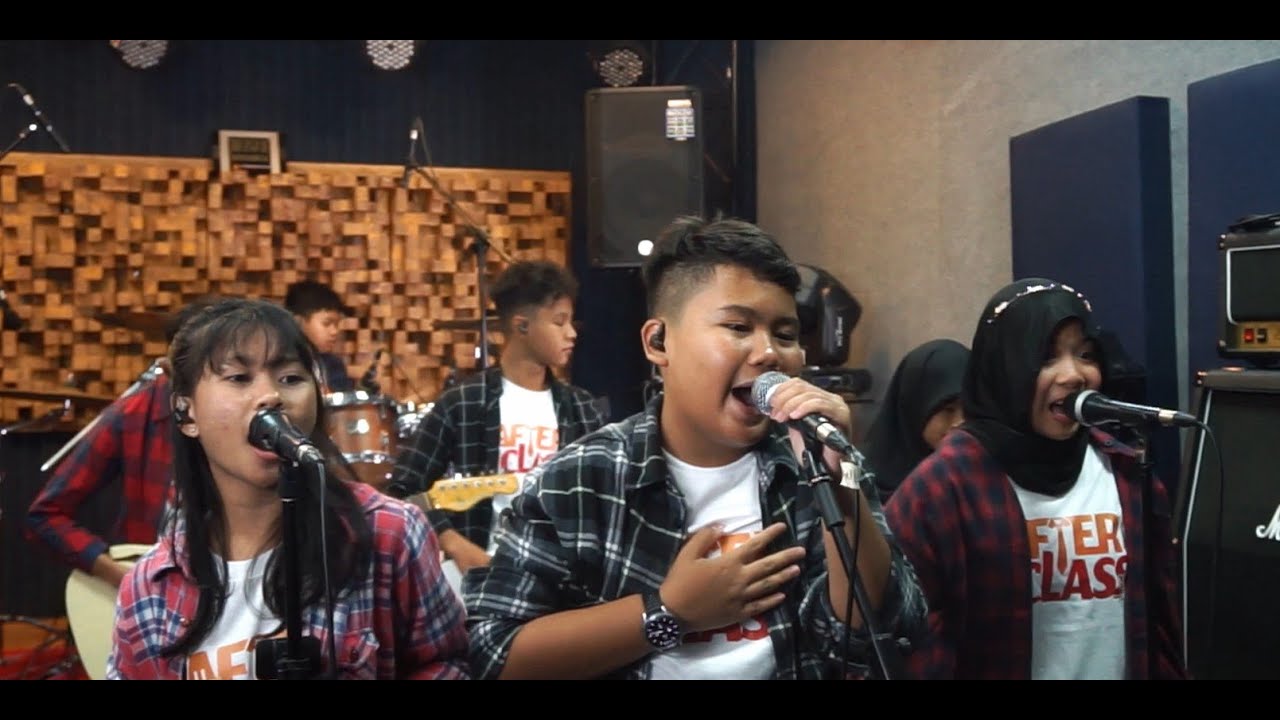 BENDERA - AFTERCLASS BAND (SMPN 2 Semarang) Festival Band Pelajar I Piala Wali Kota Semarang (2023)