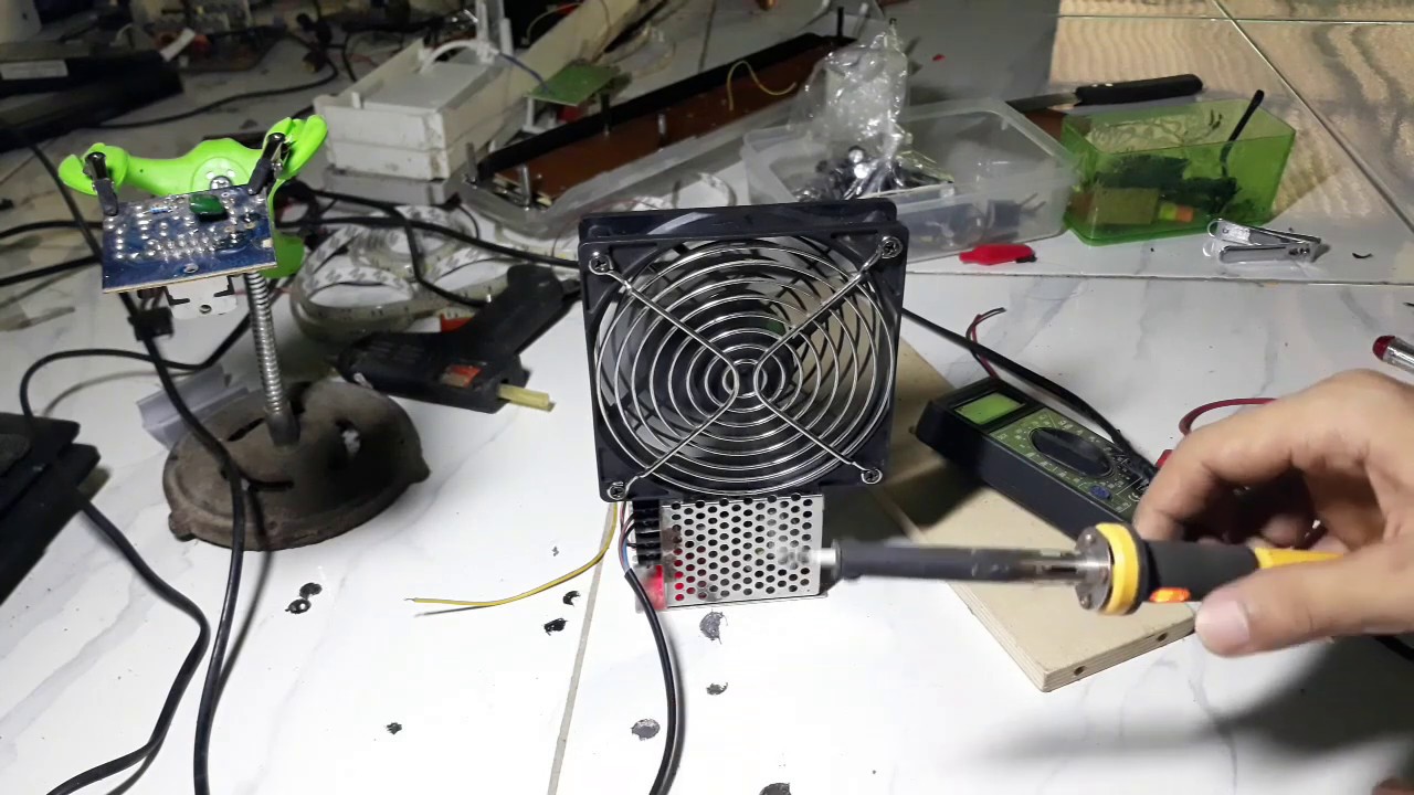 DIY penghisap asap solder - YouTube