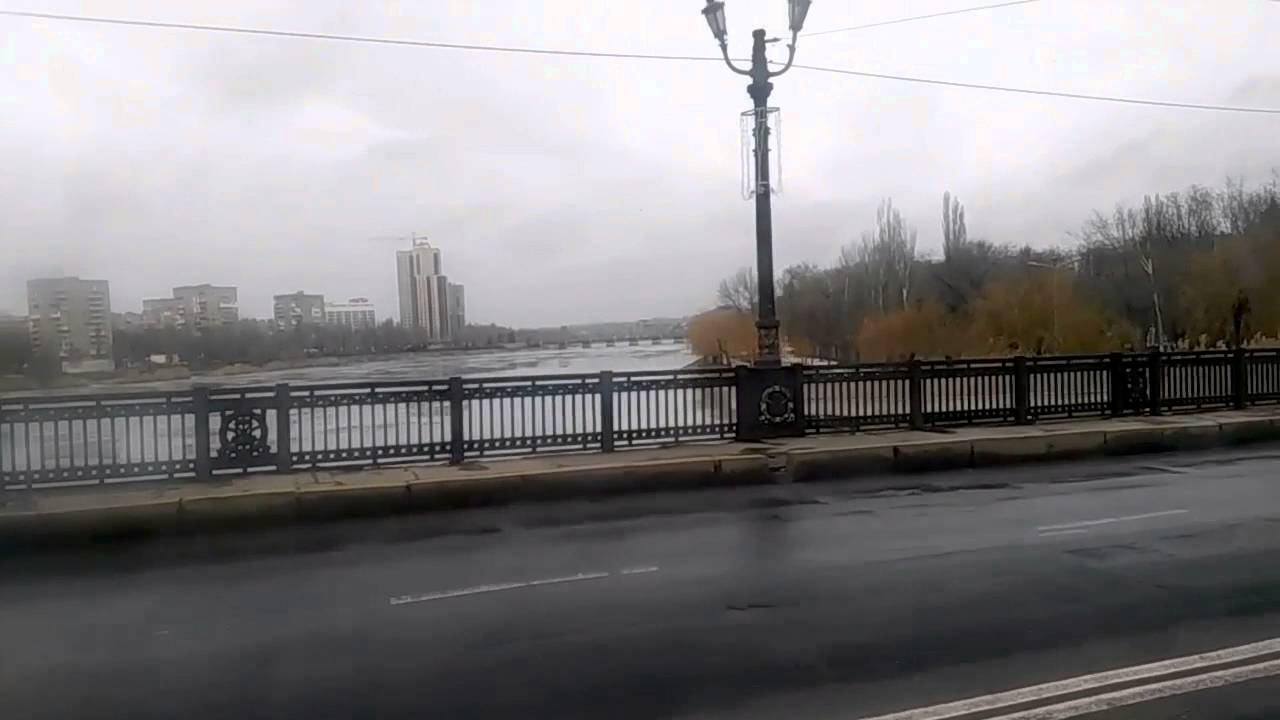 ДОНЕЦК 1 февраля 2016. По проспекту им.Ильича до больницы им.Калинина ...