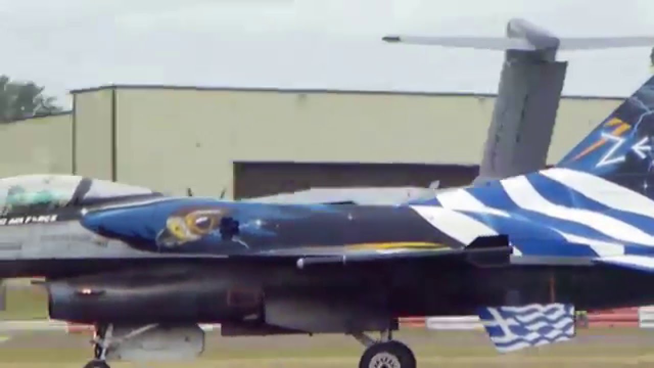 F-16 Demo Team 'Zeus' Takes OFF at RIAT 15